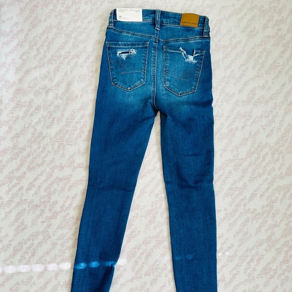 American Eagle Super Hi-Rise Jegging distressed sz 00 // 24 - Picture 3 of 8